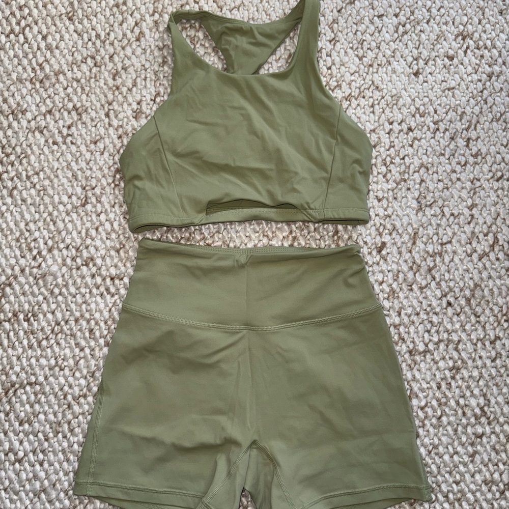 Alphalete Olive Green Activewear Set
